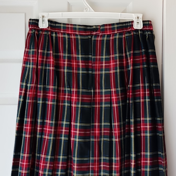 Skirt - Picture 4 of 8